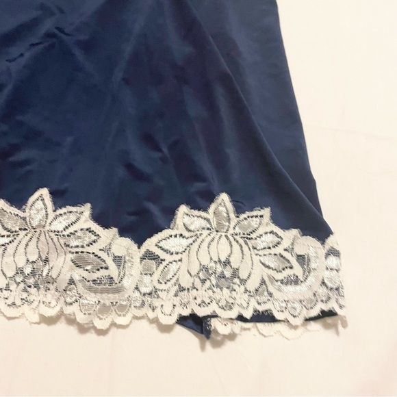 Rene Rofe Lingerie Women’s Size Small - Picture 7 of 16